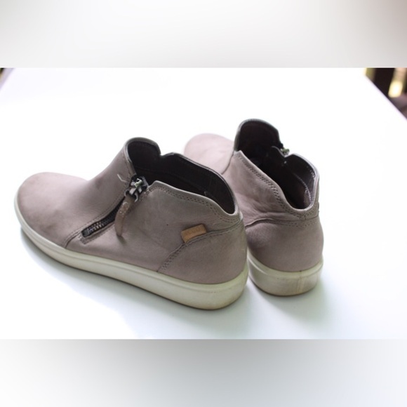 Ecco soft booties - Picture 5 of 11